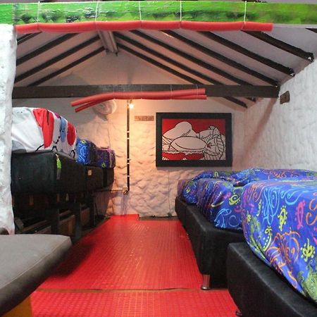 Mila Hostel Medellín Exteriör bild