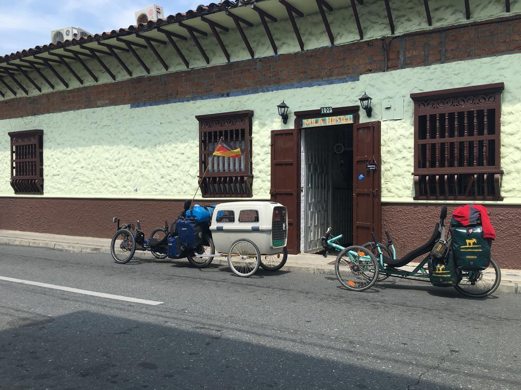 Mila Hostel Medellín Exteriör bild
