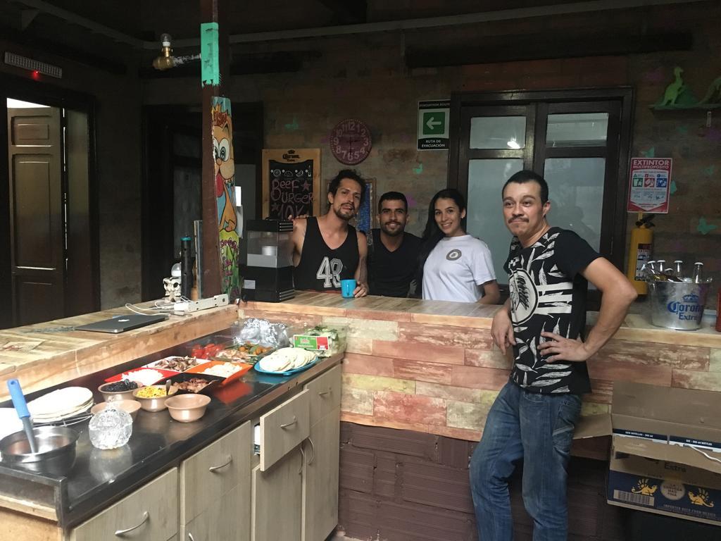 Mila Hostel Medellín Exteriör bild