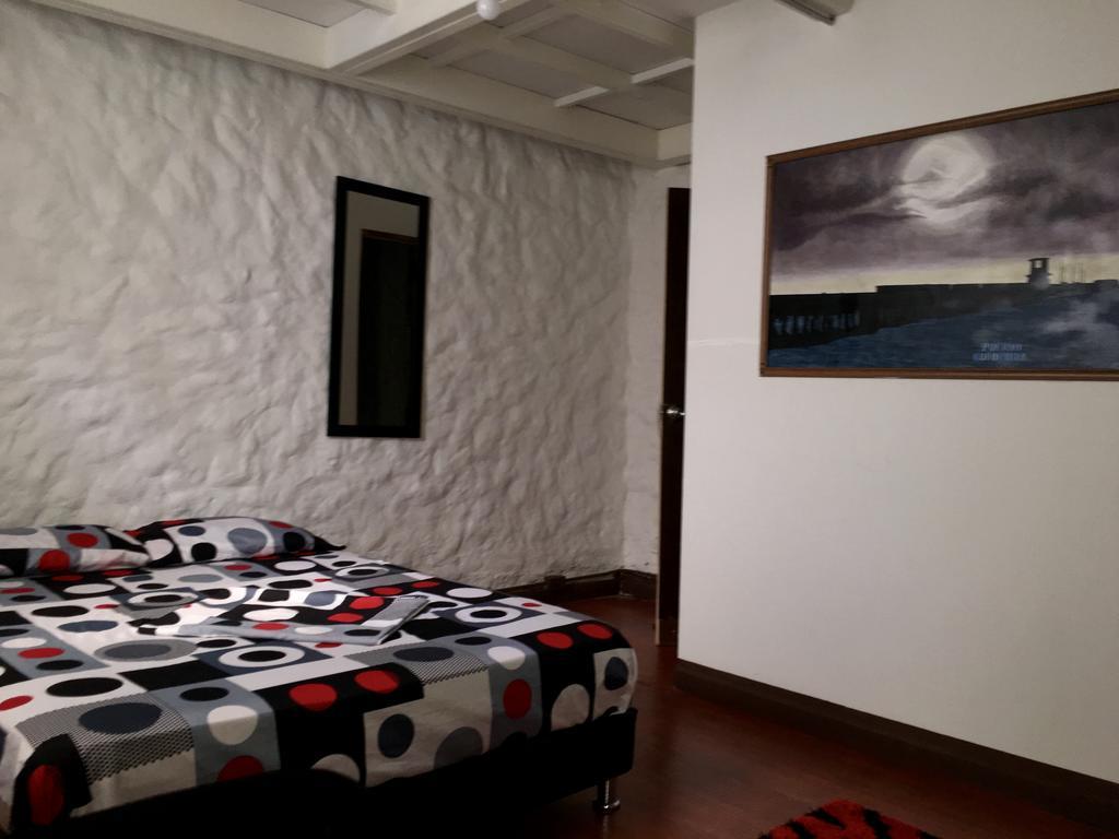 Mila Hostel Medellín Exteriör bild