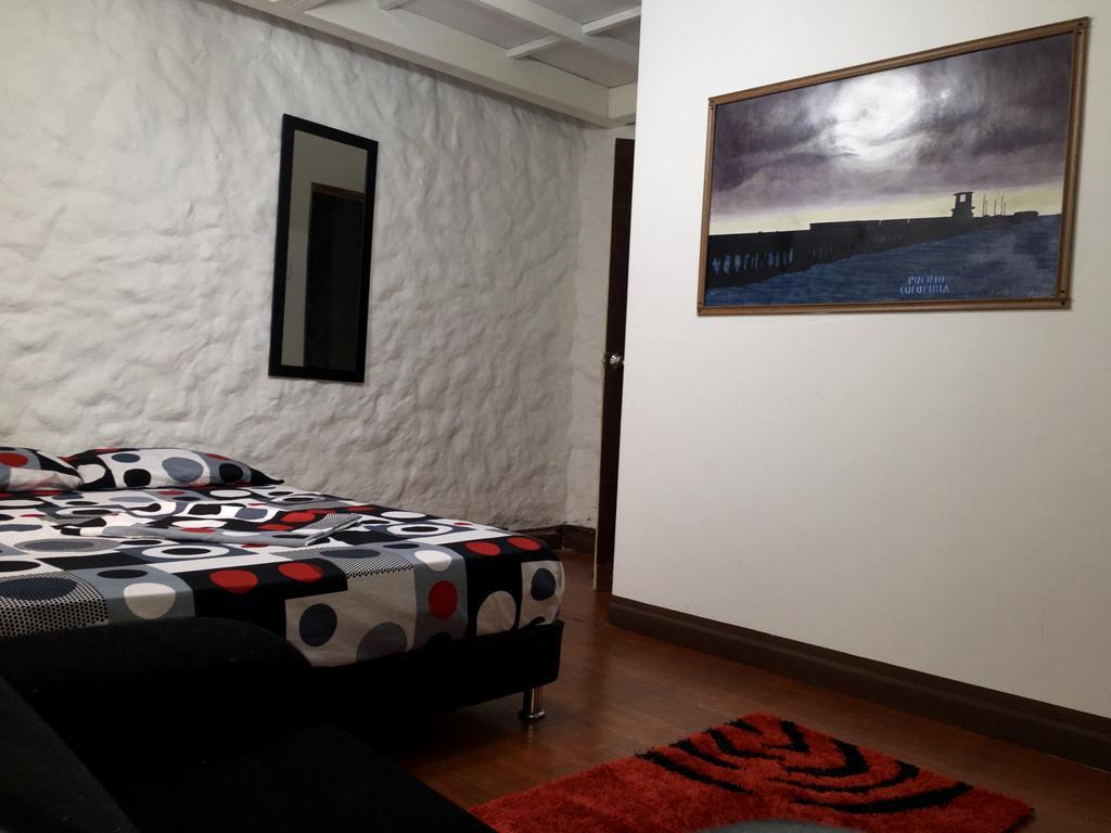 Mila Hostel Medellín Exteriör bild