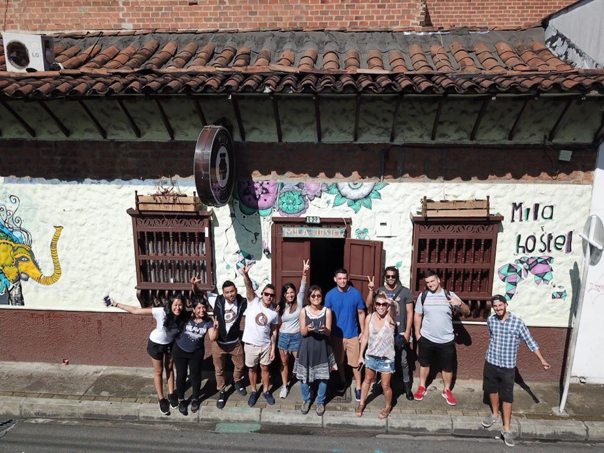 Mila Hostel Medellín Exteriör bild