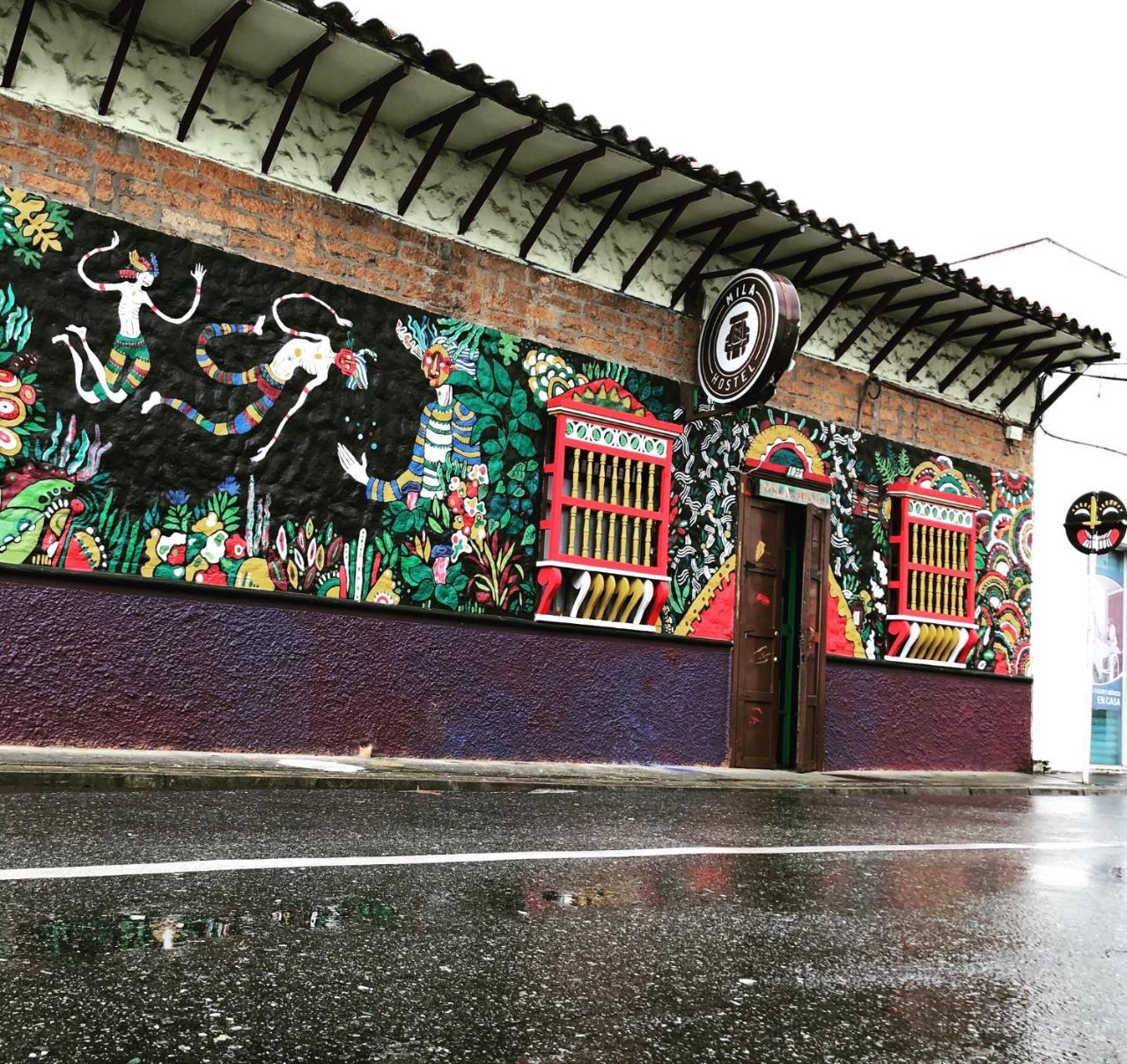 Mila Hostel Medellín Exteriör bild